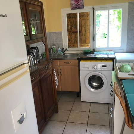 Chambre Et Salle De Bain Prive S'Ouvrant Sur Terrasse, Jardin Et Cuisine D'Ete Quillan Extérieur photo